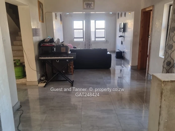 SPACIOUS FAMILY HOME ON 2284sqm FOR SALE IN RIVERSIDE, RUWA 