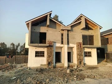 3 Bedroom Flat & Apartment