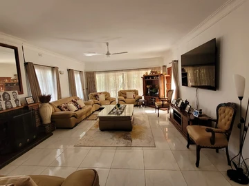 7 Bedroom House