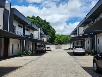 4 Bedroom Townhouse Complex