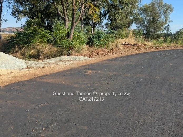 Canal Lifestyle – Kutandara, Tynwald Stands For Sale