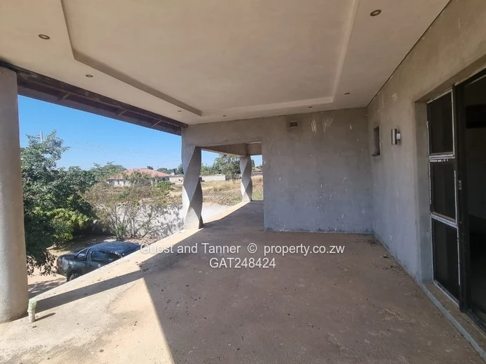 SPACIOUS FAMILY HOME ON 2284sqm FOR SALE IN RIVERSIDE, RUWA 