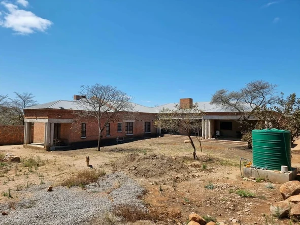 7 Bedroom House