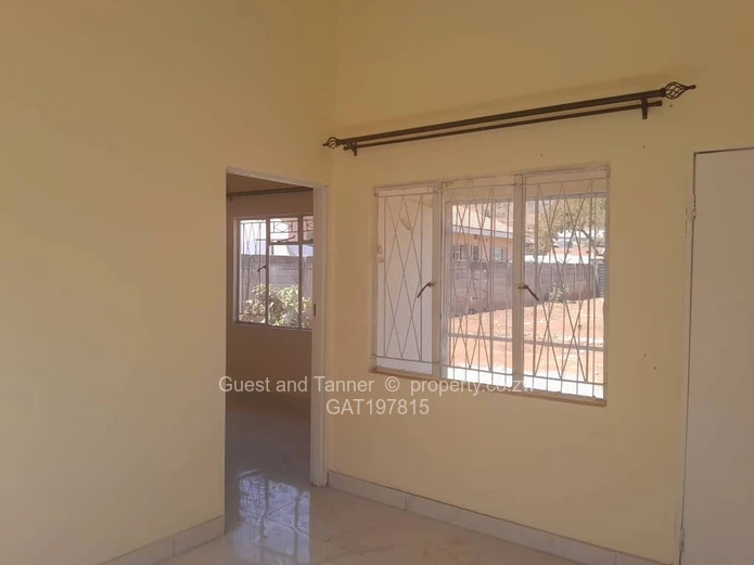 1 Bed House to Rent in Westlea