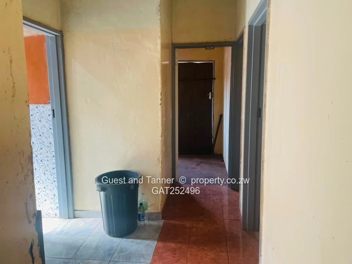 Spacious 5-Bedroom Home on a 200m² Stand 