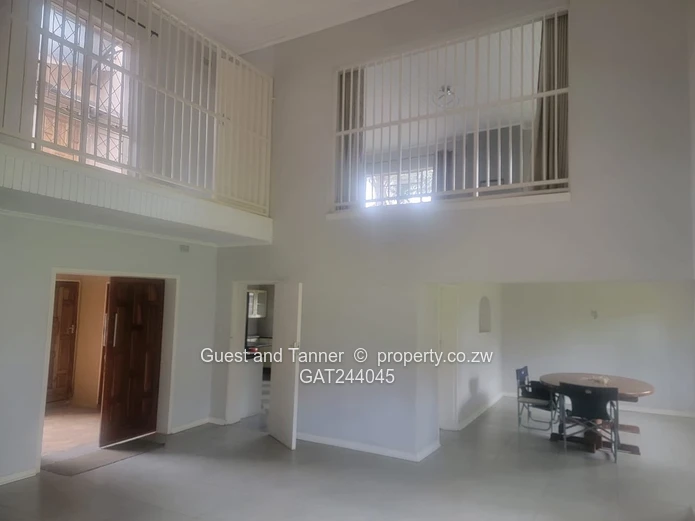 9 Bedroomed house For Sale In Gunhill