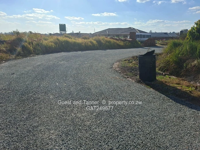 Prime 448m² Corner Stand for Sale in New Chadcombe