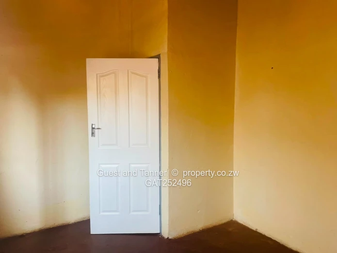 Spacious 5-Bedroom Home on a 200m² Stand 