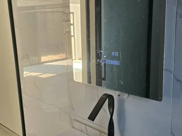 3 Bedroom Flat & Apartment