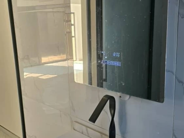 3 Bedroom Flat & Apartment