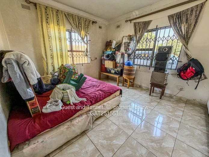 4-Bedroom House For Sale in Fairview, Westgate