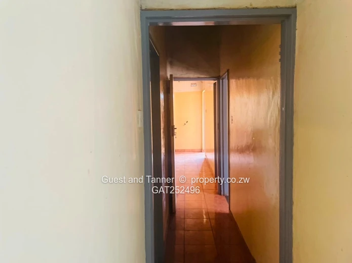 Spacious 5-Bedroom Home on a 200m² Stand 