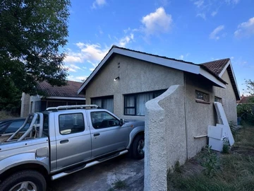 7 Bedroom House