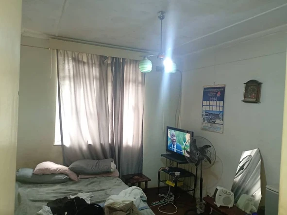 2 Bedroom Flat & Apartment