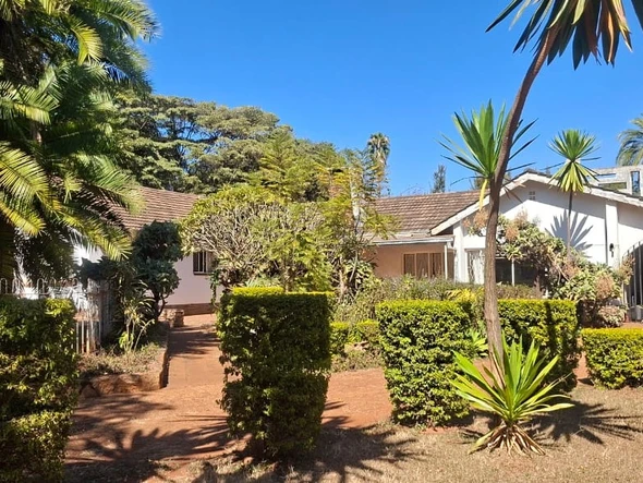 5 Bedroom House