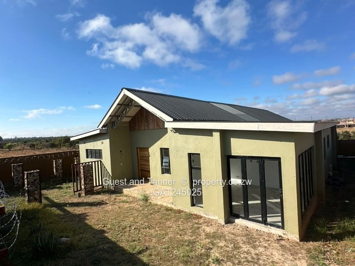 3 Bed House For Sale In Hopelyn