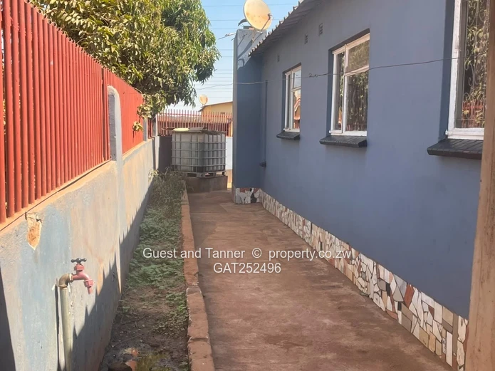 Spacious 5-Bedroom Home on a 200m² Stand 