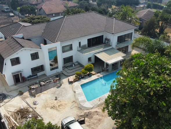 5 Bedroom House