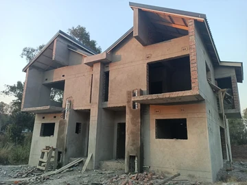 3 Bedroom Flat & Apartment