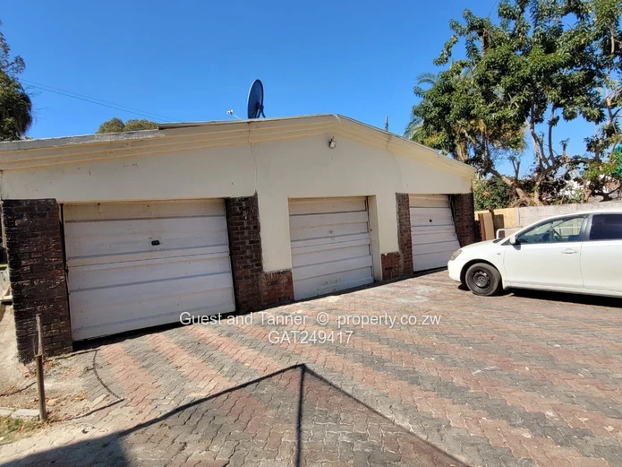 Prime Multi-Dwelling Property on 4,269m² with Main Road Frontage in Highlands 
