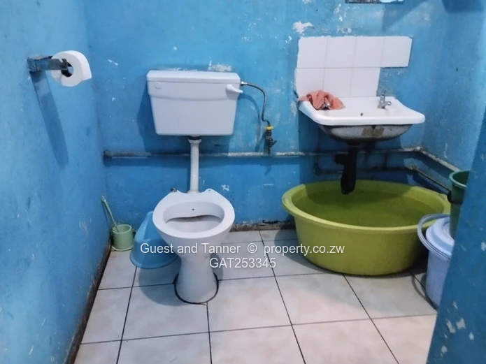 2-Bedroom Flat for Sale — Mufakose 
