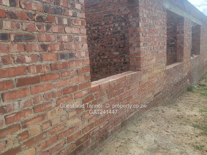 Incomplete 4BR House for Sale - Uplands, Waterfalls - Title Deed Available