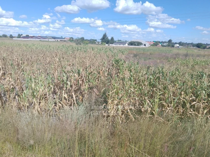 Prime 6405m² Suburban Commercial Land in Sunway City, Harare East