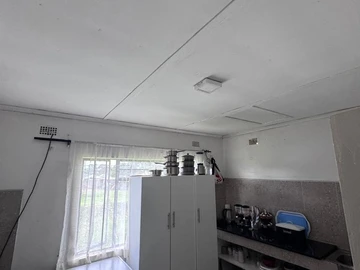 6 Bedroom House