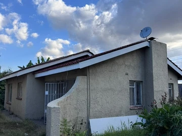 7 Bedroom House