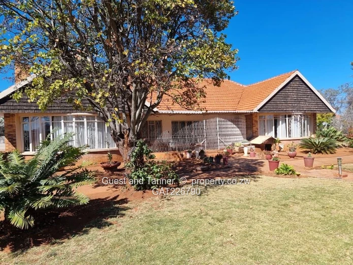 3-Bedroom House for Sale In Newton, Bulawayo
