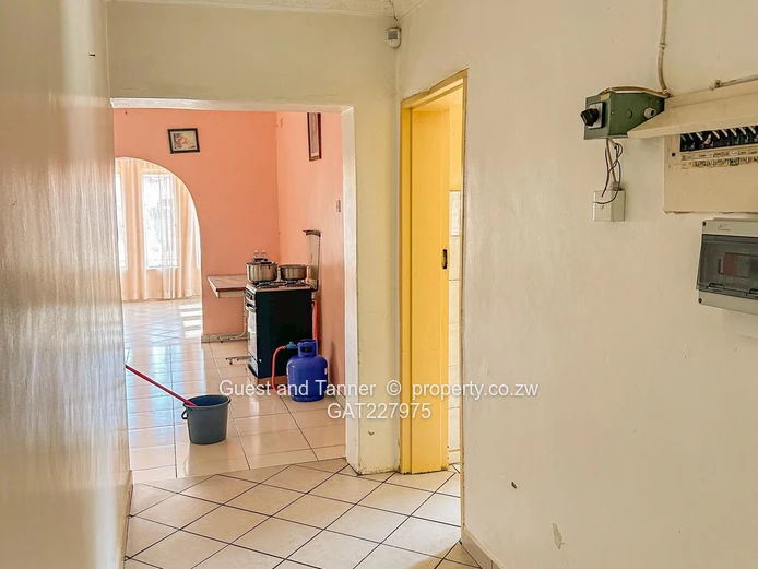 4-Bedroom House In Borrowdale West