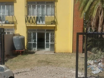 Flat & Apartment
