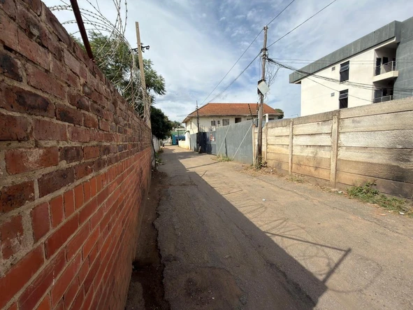 2 Bedroom Garden Flat