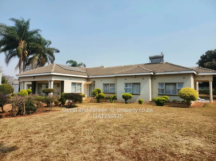 4 Bedroomed house For Sale In Greendale 
