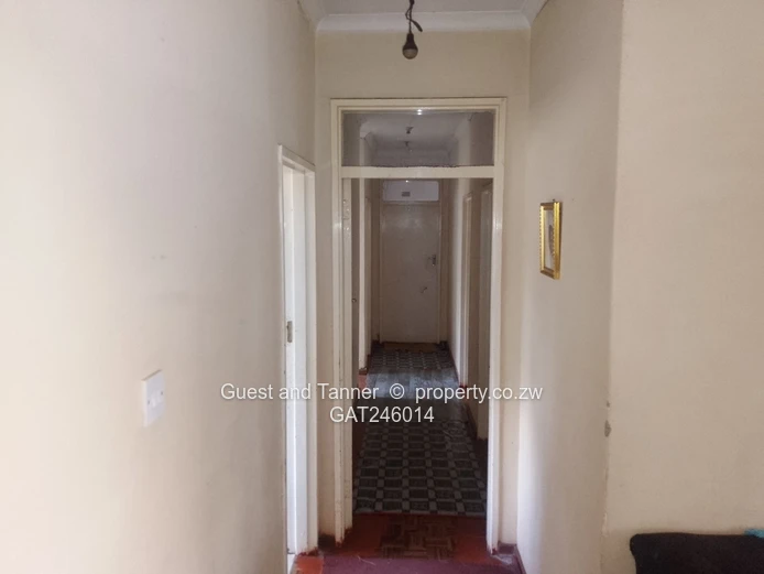 4 BED House for Sale in Waterfalls with Title Deed
