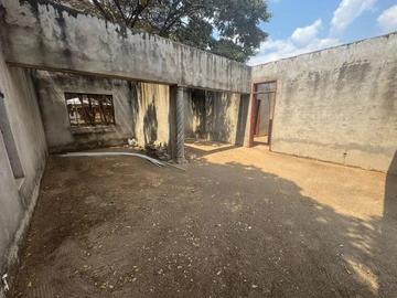 7 Bedroom House