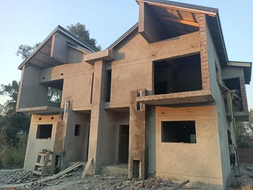 3 Bedroom Flat & Apartment