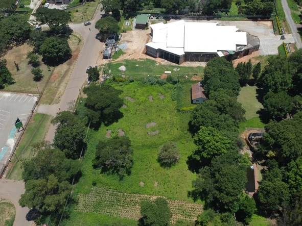 Commercial & Industrial Land