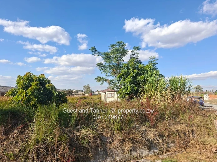 Prime 448m² Corner Stand for Sale in New Chadcombe