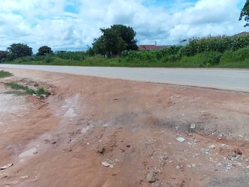 Commercial & Industrial Land