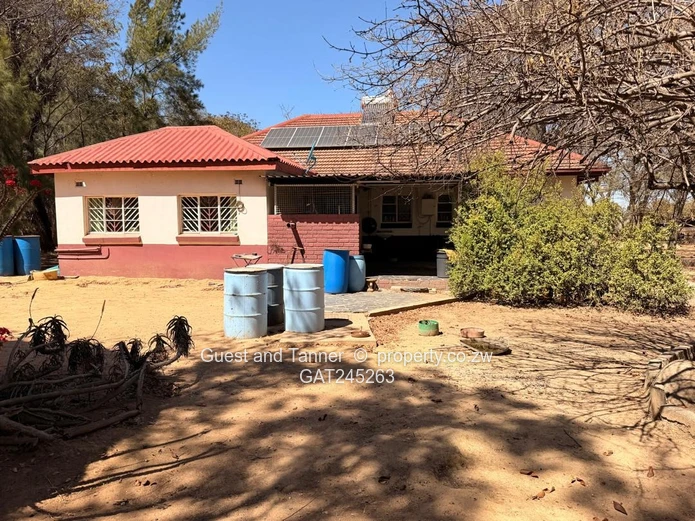 Hatfield Property for Sale- Commercial Potential 