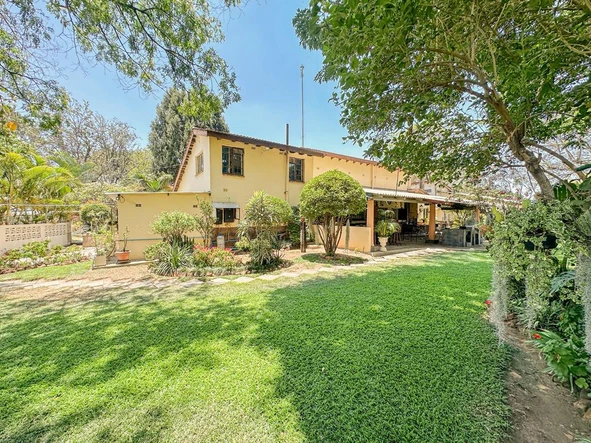 9 Bedroom House
