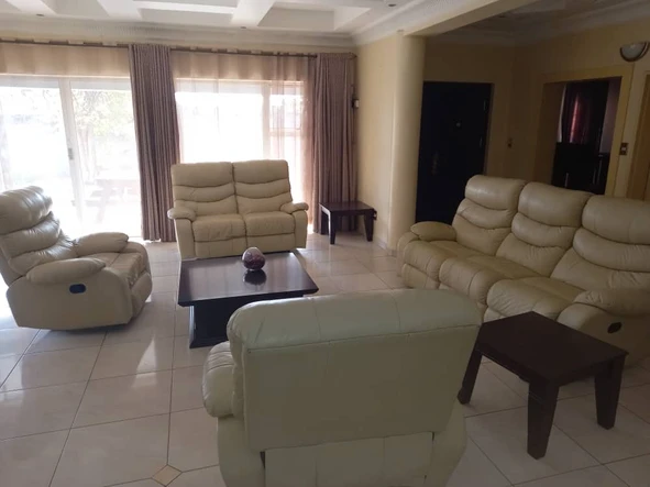 8-Bedroom House  for Rent in Philadelphia