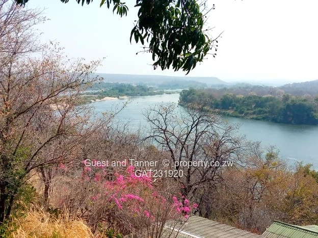 Prime Zambezi Riverfront Property – Near Victoria Falls & Hwange National Park