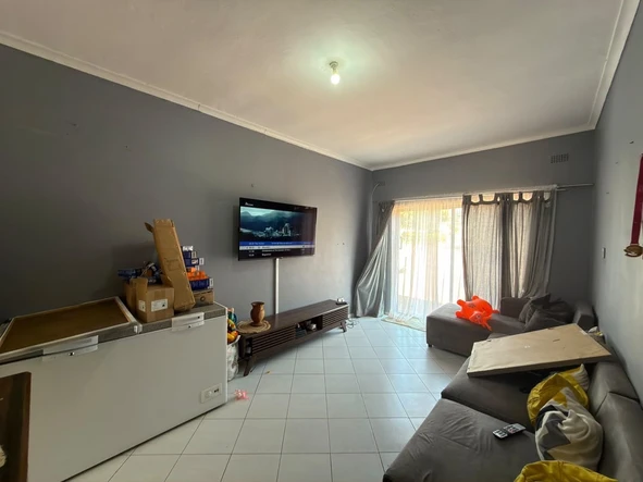 2 Bedroom Garden Flat