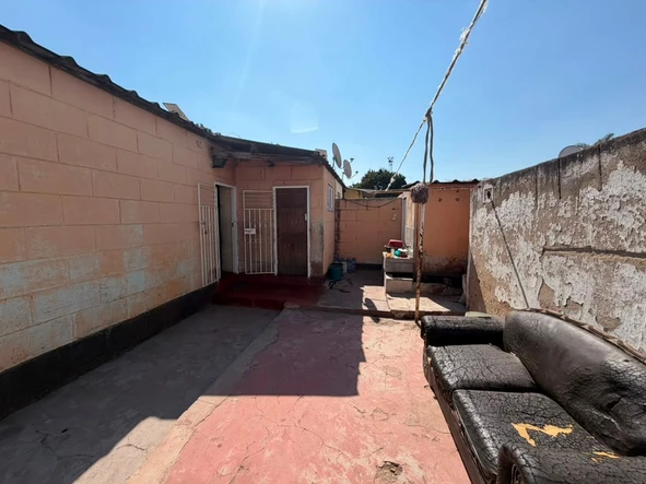 2 Bedroom House