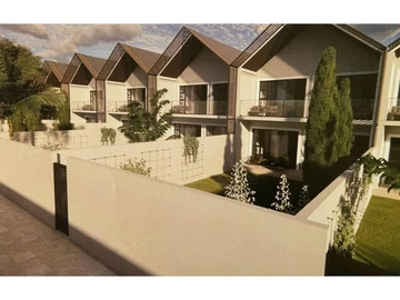 3 Bedroom Flat & Apartment
