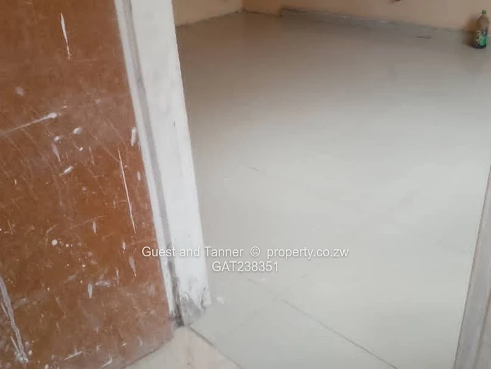 Divaris Makaharis Townhouse – Bluffhill, Harare