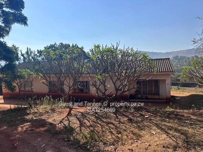 Prime Investment Property for Sale near Christmas Pass, Penhalonga, Mutare