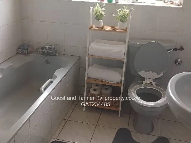 Greendale Athlone Cluster Home for Sale - 3 Bedrooms on 830sqm with Title Deeds (Sole Mandate)